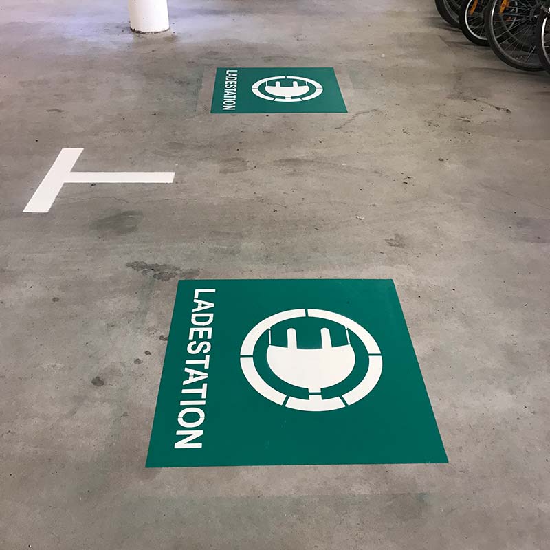 Bodendesign E-Parkplatz